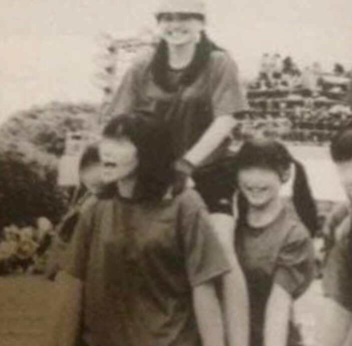 朝日奈央、騎馬戦でモザイク